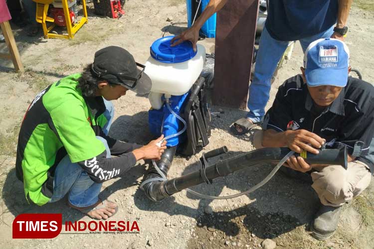 Pemkab Pacitan Salurkan Beragam Bantuan Alat Pertanian kepada Kelompok Tani