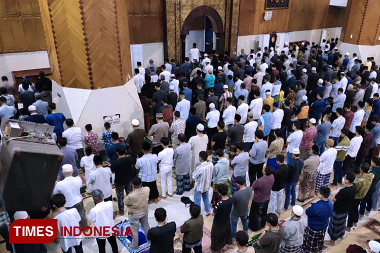 Shalat Tarawih di bulan Ramadan. (Foto: Dok. TIMES Indonesia)