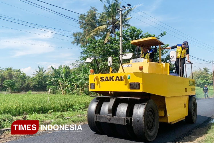 Ilustrasi pembangunan jalan melalui anggaran DBHCHT (FOTO: Dokumen TIMES Indonesia)