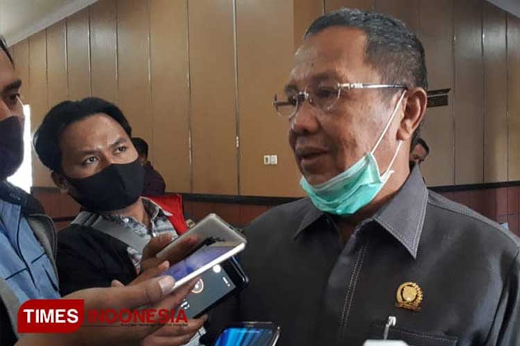 Ketua DPRD Kabupaten Bondowoso saat dikonfirmasi (FOTO: Moh Bahri/TIMES Indonesia)