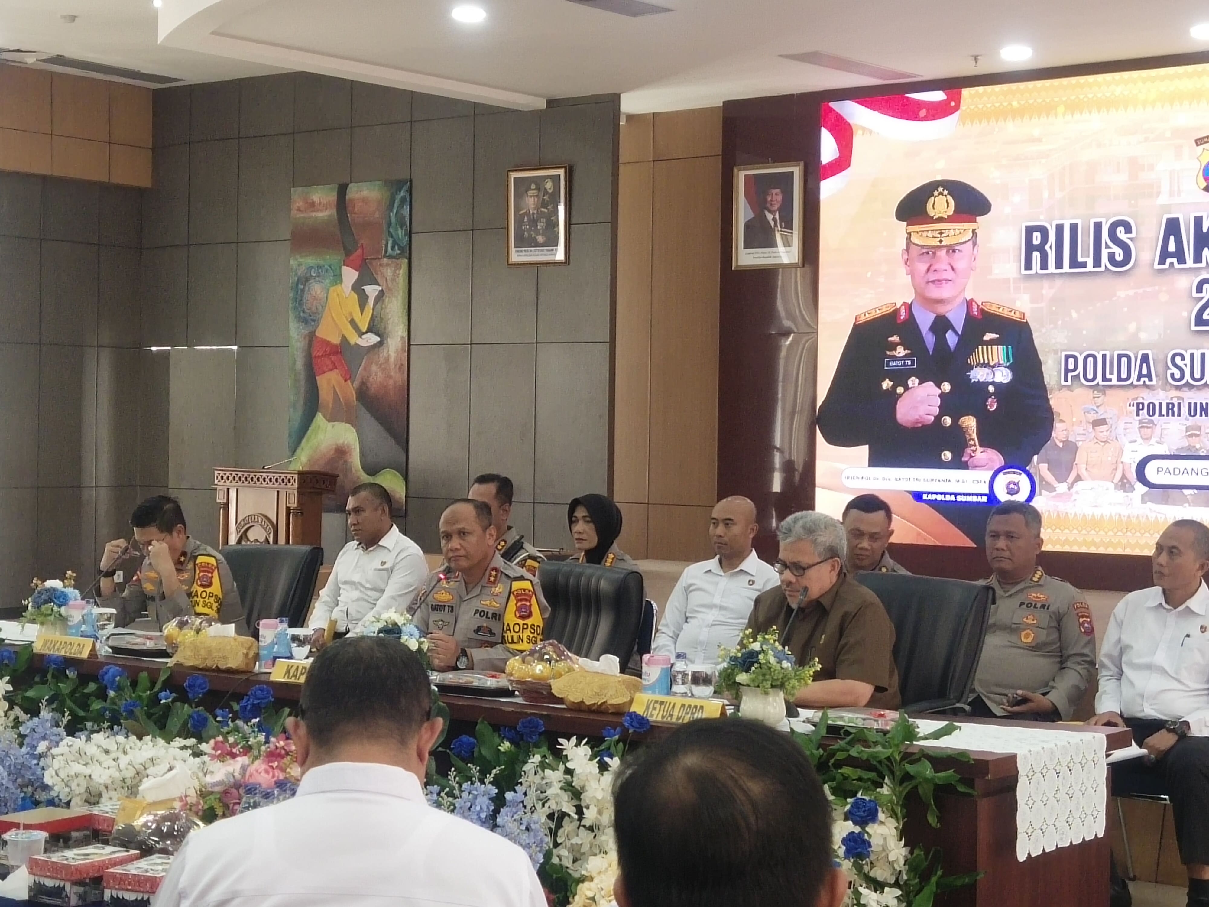 Polda Sumbar Pecat 39 Personel Sepanjang 2025, Kriminalitas dan Laka Lalin Turun